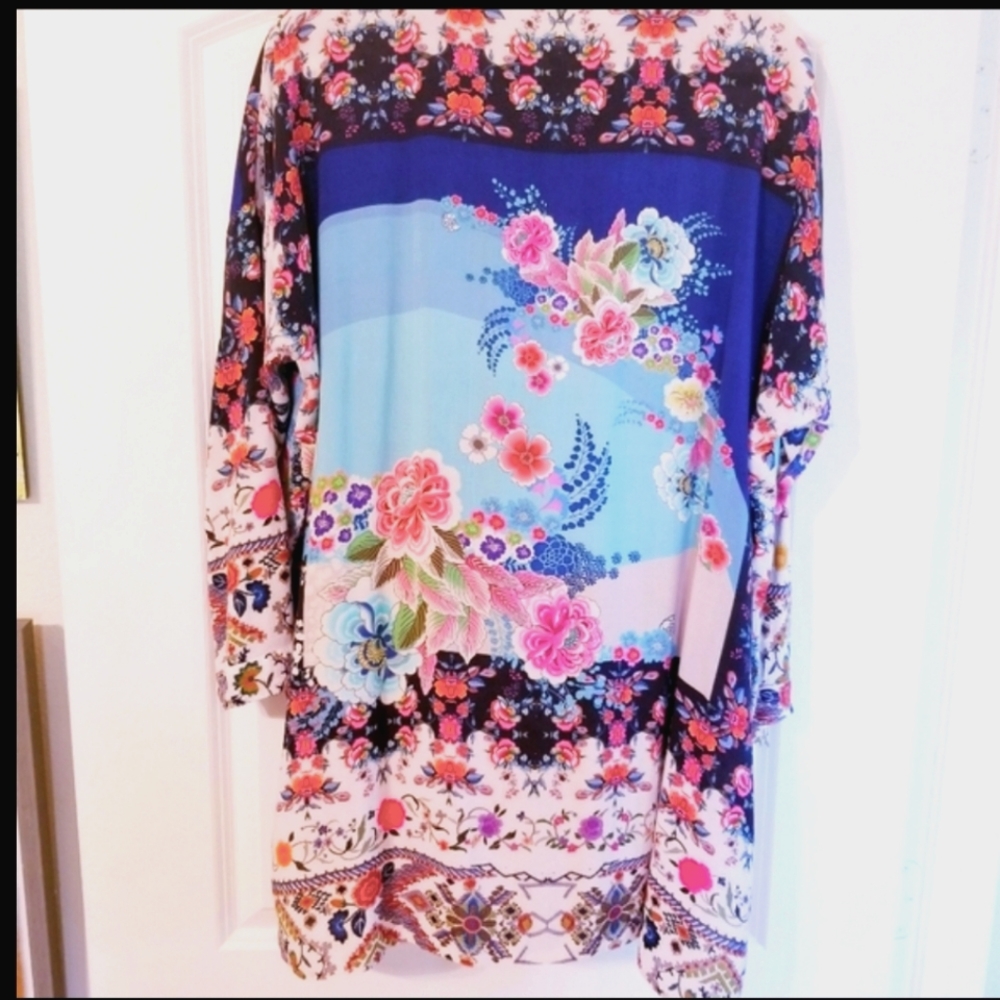 JOHNNY WAS "MIYA" Button Down Long Roll-up Tab Sleeve Silky Tunic Blouse…